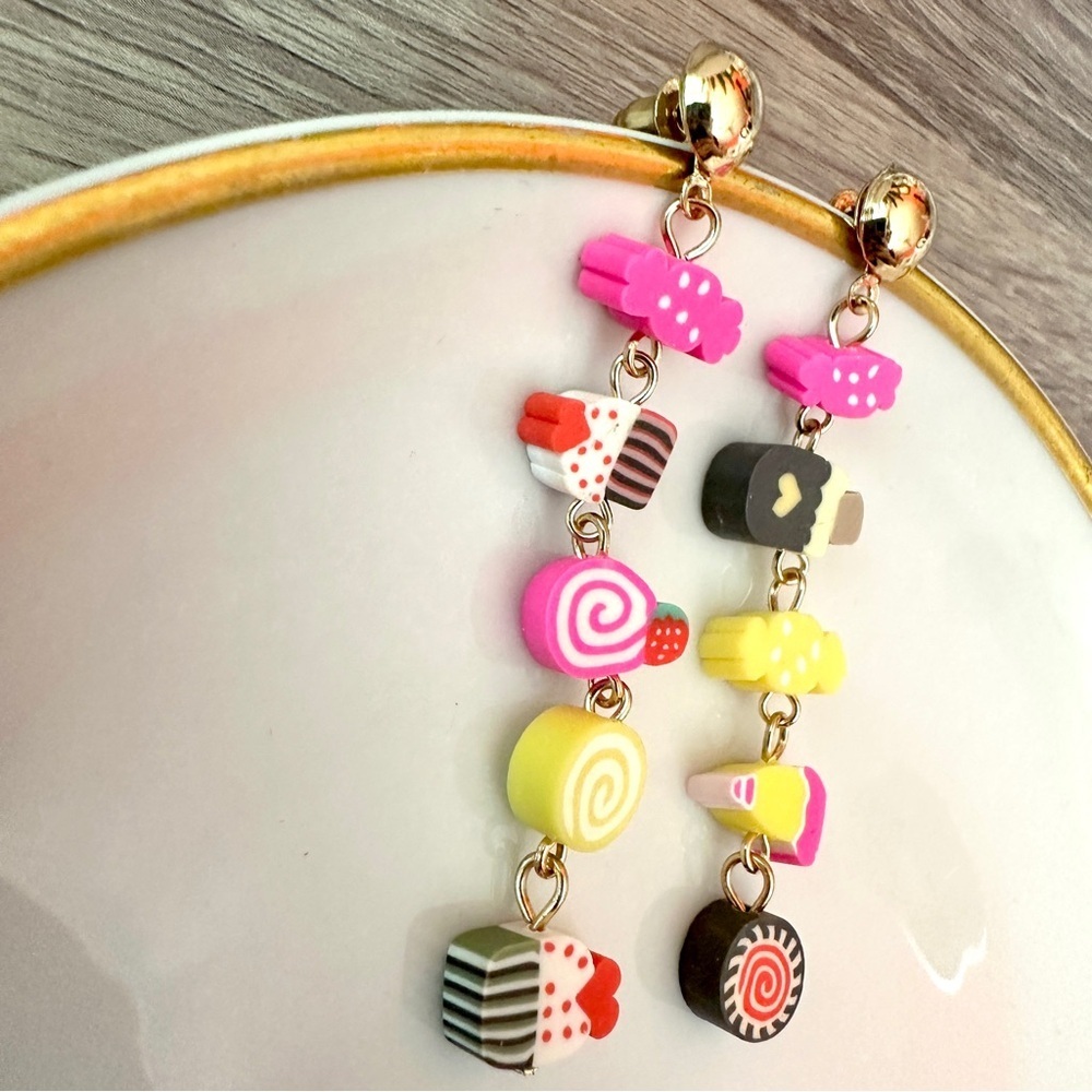Candyland Earrings Dessert Candy Ice Cream Bead Cute Kawaii Kitsch Jewelry NEW - Picture 4 of 6